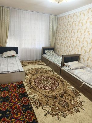Qizlari qoʻyaman Joxon tillari oldida akuratniy qizlari 100$ dan