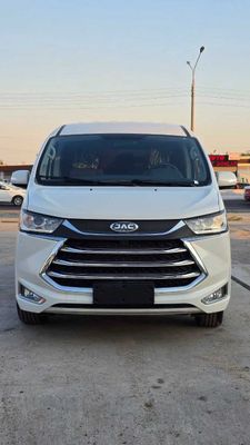JAC M4 Минивэн наличида 9 уриндикли / автомат кп