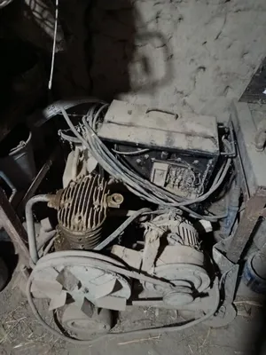 kompressor va kempomat sotiladi