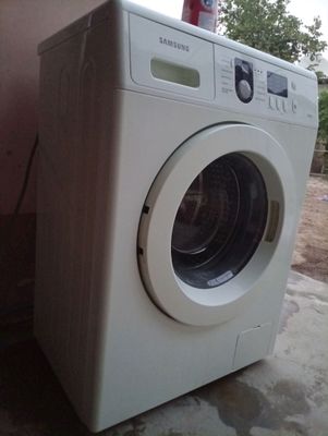 kirmoshina Samsung 6 kg sotiladi ishlashi chotkiy