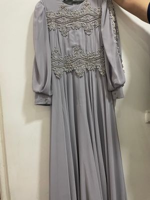 Вечерное платье