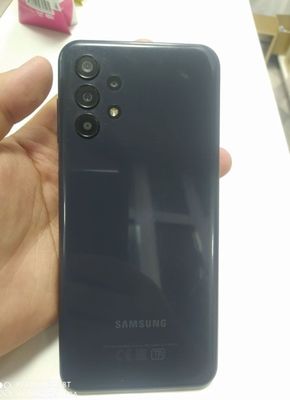 Samsung galaxy A13 sotiladi aybi yoq karobka dakument bor