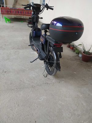 Sukuter sotiladi 2025yili