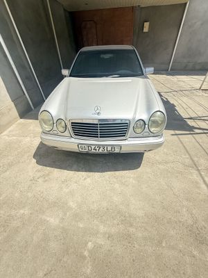 w 210 mercedes 111 mator 2 l mexanika 3800 bolishi