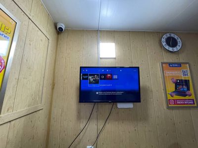 Продается игровая приставка PlayStation 4 Pro