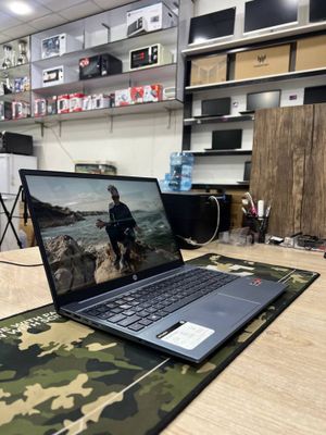 HP PAVILION Amd ryzen 7 -5700U