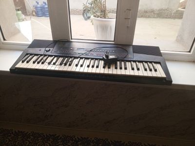 Продается пиянина YAMAHA