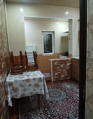 Chilonzor metro yaqinida student bollarga yoki qizlarga kvartira