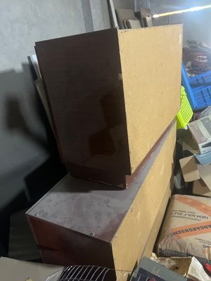 кровать,шкаф бор сотилади, 500 000 с га сотаман