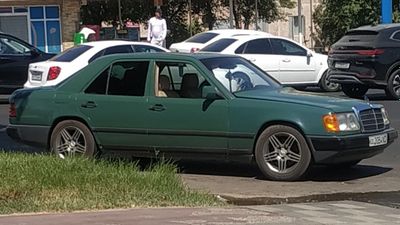 Продам Мерседес 124