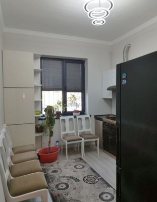 Мирзо Улугбек туманида 2 хонали квартира