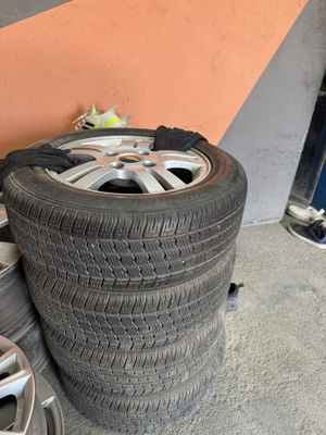 Продаю свою резину на лаччети