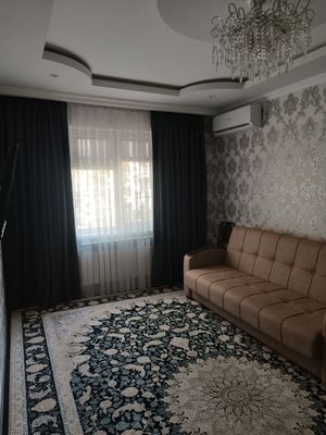 Сдаётся 1/3/5,40м2,Карасу 4,с обстановкой и ремонтом !
