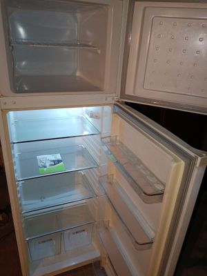 Продается холодильник Артель