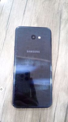 Samsung j4+