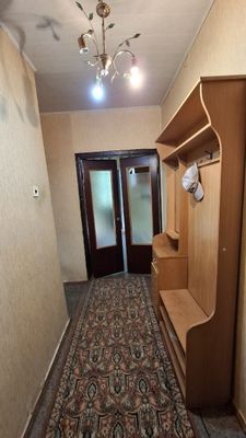 Юнусобод 9 кв.да бир хонали квартира кичик оила учун ижарага берилади