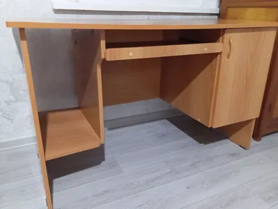 Письменный стол