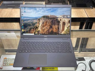 DELL Latitude 3510 Core i5-10210U ram 8 ssd 256