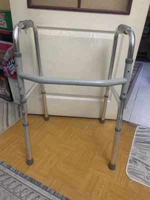 Ходунки для пожилых. Состояние как новое.