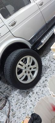 Hyundai Tucson сака диски с зимними шиповыми шинами