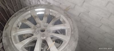 Kaptiva diska sotiladi