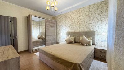 Эфенди Ул С.Азимова 3 ком 2 этаж 4 этажка все ест фото реално