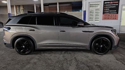 Volkswagen ID6 в идеале