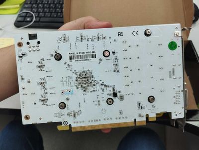 Видеокарта Radeon RX580 8GB холати идеал