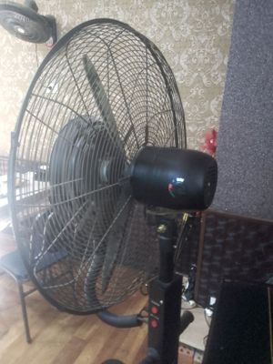 Vintelyator sotiladi pachti yangi holatda