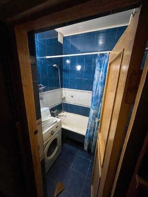 СРОЧНО сдается квартира 5/1/4 М.Улугбек Феруза кинотеатр 105 кв.м 600$