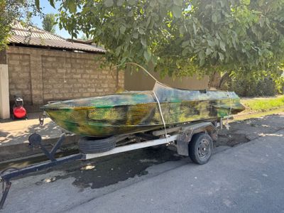 Продам лодку Неман 2