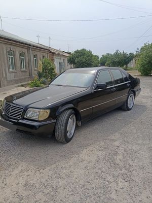 Mersades-benz w140