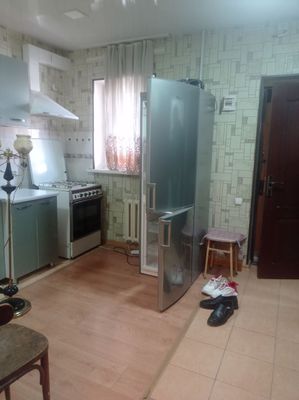 Юнусабад 18 - 1*2/4/4 галерейка 41м²