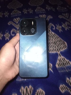 Telefon sotiladi modeli Tecno Spark go 2023 manzil buxoro