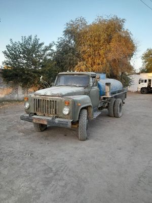 Водовоз сотилади