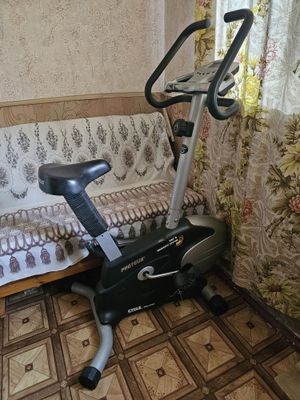 Велотренажёр в хорошем состоянии