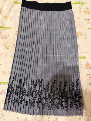 Holati ideal narxi 10 000 som