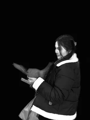 Kurtka sotiladi yangi