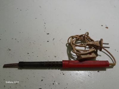 Электропаяльник 65 ватт (СССР).