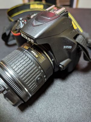 Nikon D3500 + объектив AF-P 18-55mm