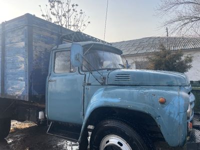 ЗИЛ 138 сотилади