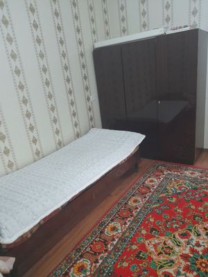 Продаю шифонер и две кровати