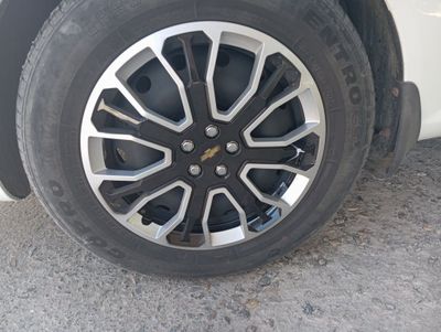 R15 kolpak sotiladi