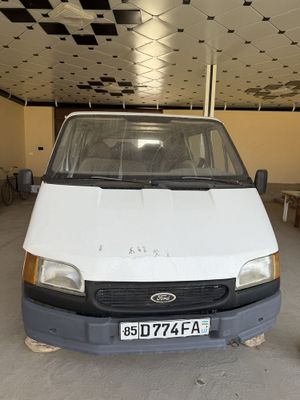 Ford transit furgon