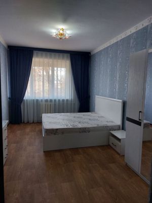 Максим Горкий Художников 3/2/5 550$+200$ депазит