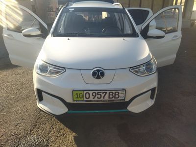 Устали стоят в очереди за бензином? Электромобиль Baic Ec3 2020 года