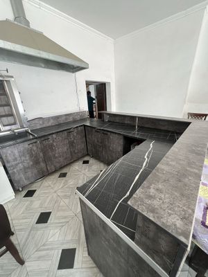 Barni stol sotladi holati yaxshi kornshda