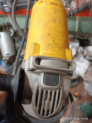 Балгарка DEWALT 230