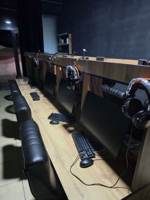 Game Club uchun mebel sotiladi (komplekt)