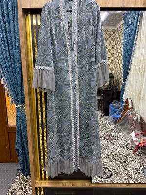 Abaya. 800 ming. 1 soat kiyilgan